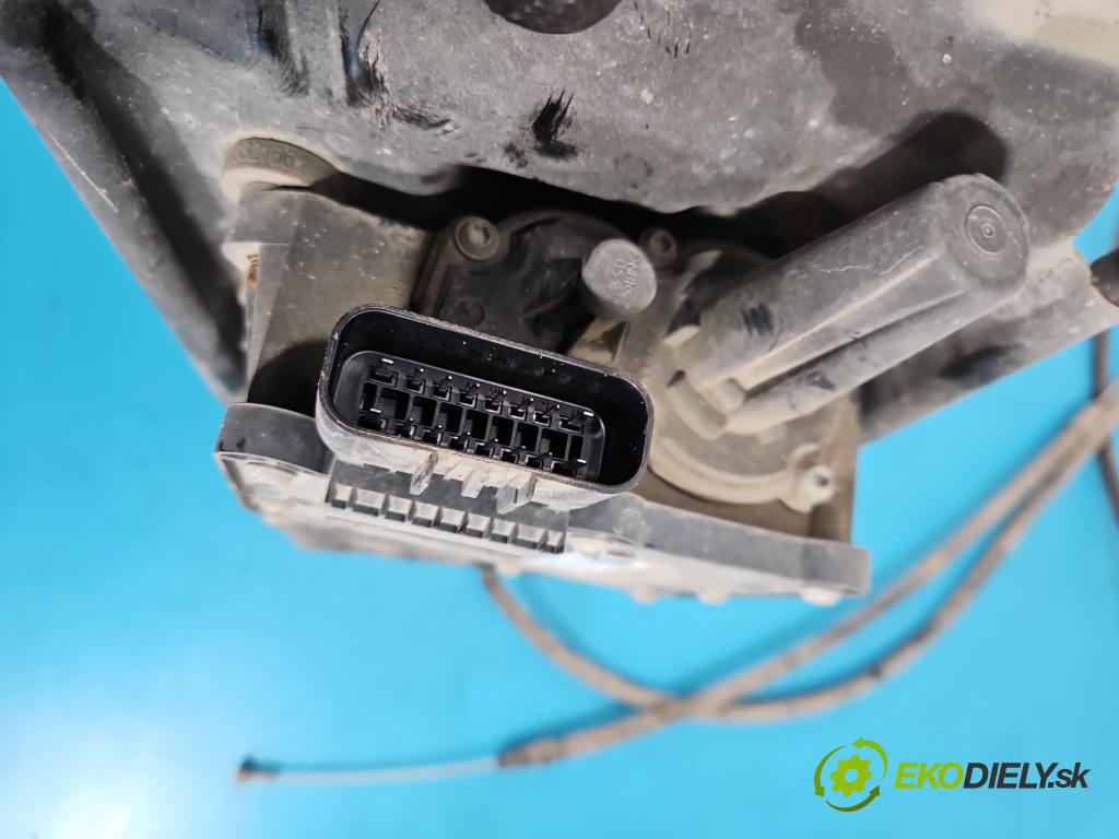 Opel Meriva B 2010-2017 1.4 16V 101 HP manual 74 kW 1398 cm3 5- Brzda manuál: elektrický: 13386364 (Ručná brzda)