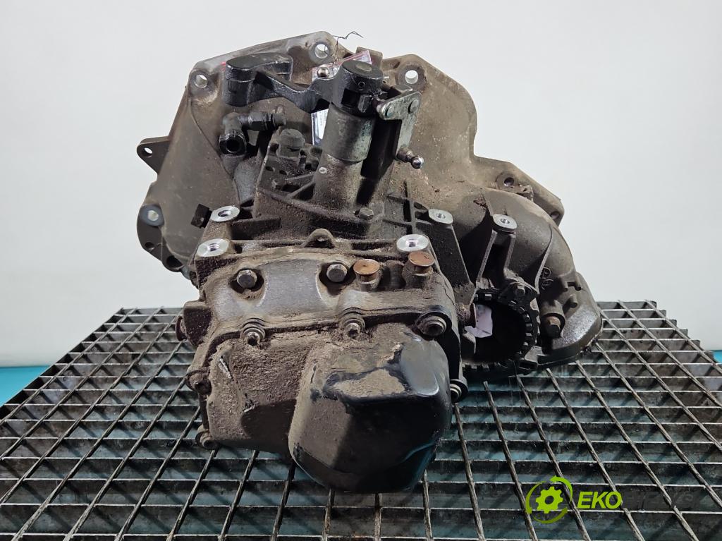 Opel Meriva B 2010-2017 1.4 16V 101 HP manual 74 kW 1398 cm3 5- prevodovka stupeň,rýchlosť manual