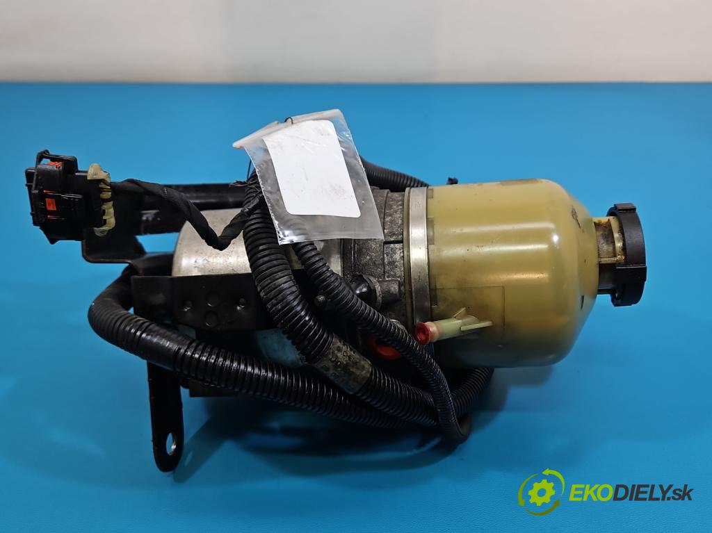 Opel Meriva B 2010-2017 1.4 16V 101 HP manual 74 kW 1398 cm3 5- čerpadlo posilovač  (Servočerpadlo)