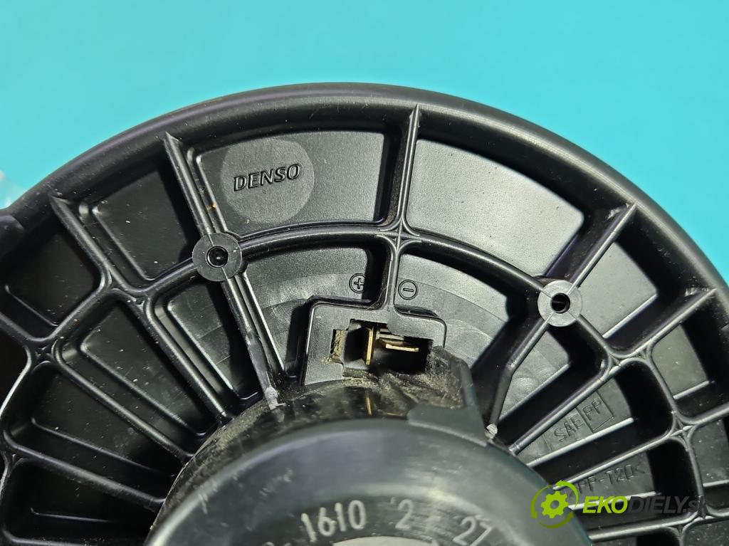 Honda CR-V II 2001-2006 2.0 16V 150 HP manual 110 kW 1998 cm3 5- ventilátor vzduchu 194000-1610