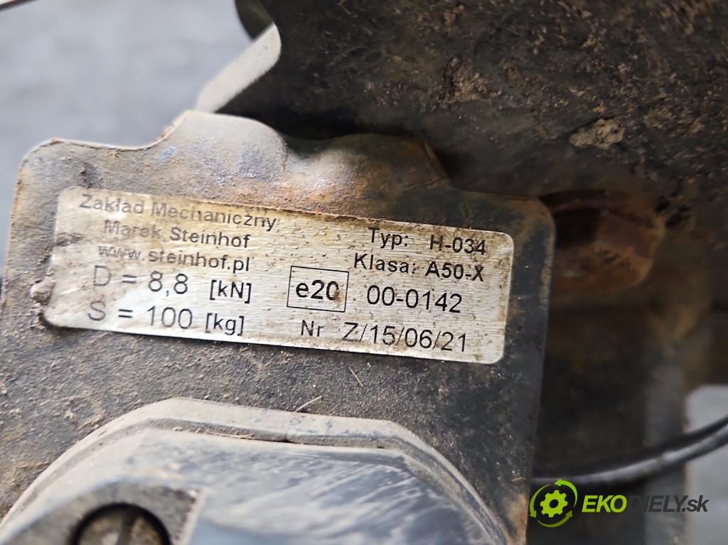 Honda CR-V II 2001-2006 2.0 16V 150 HP manual 110 kW 1998 cm3 5- Hák: vlečení:  (Ťažné zariadenie)