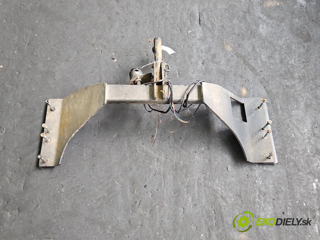 Honda CR-V II 2001-2006 2.0 16V 150 HP manual 110 kW 1998 cm3 5- Hák: vlečení:  (Ťažné zariadenie)