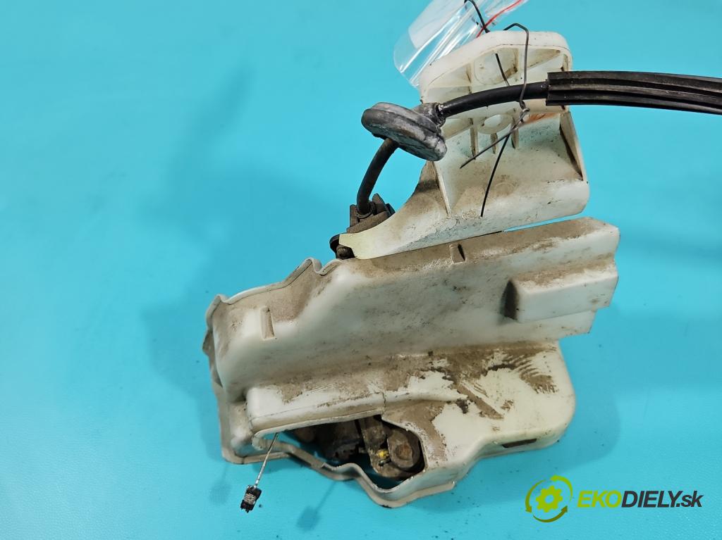 Vw Touran I 2003-2015 1.9 tdi 101 HP manual 74 kW 1896 cm3 5- zámok zadné pravý