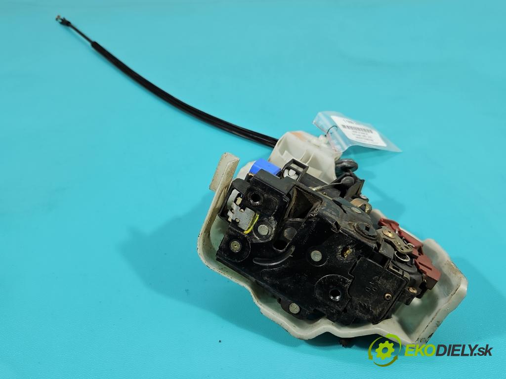 Vw Touran I 2003-2015 1.9 tdi 101 HP manual 74 kW 1896 cm3 5- zámok zadné pravý 