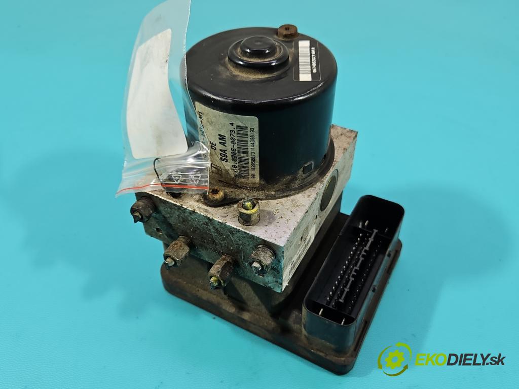 Honda CR-V II 2001-2006 2.0 16V 150 hp manual 110 kW 1998 cm3 5- čerpadlo abs 57110-S9A-E010-M1 (Pumpa ABS)