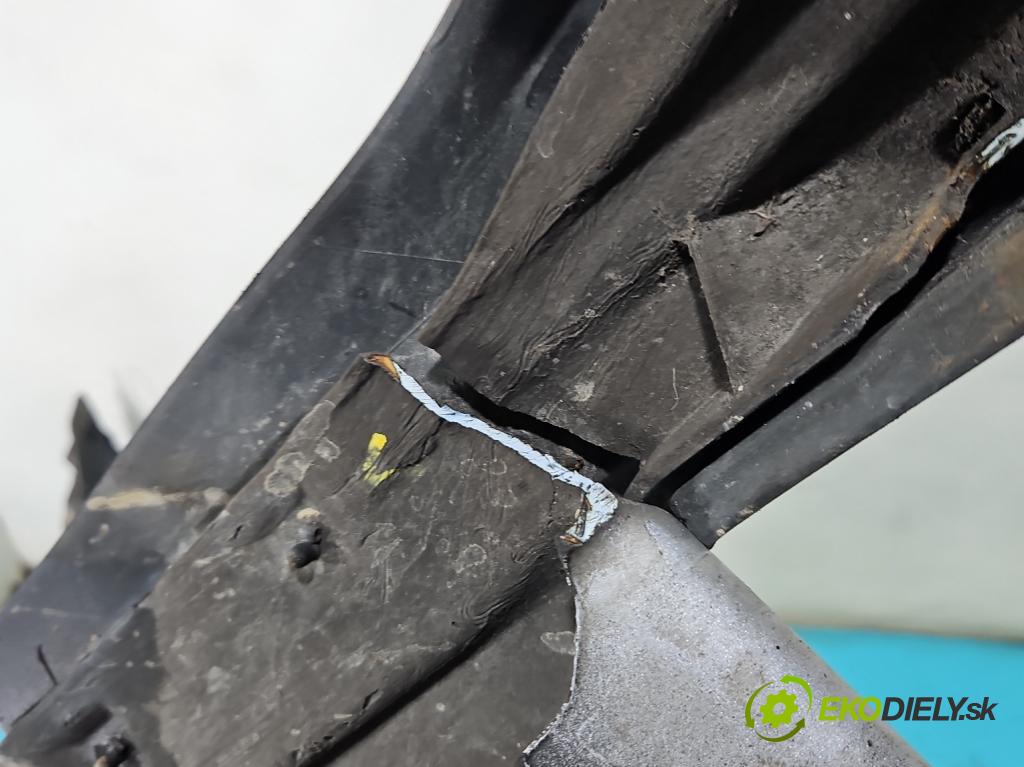 Renault Scenic I 1996-2003 1.9 dci 102 HP manual 75 kW 1870 cm3 5- nárazník predné  (Kľučka dverí ostatné)