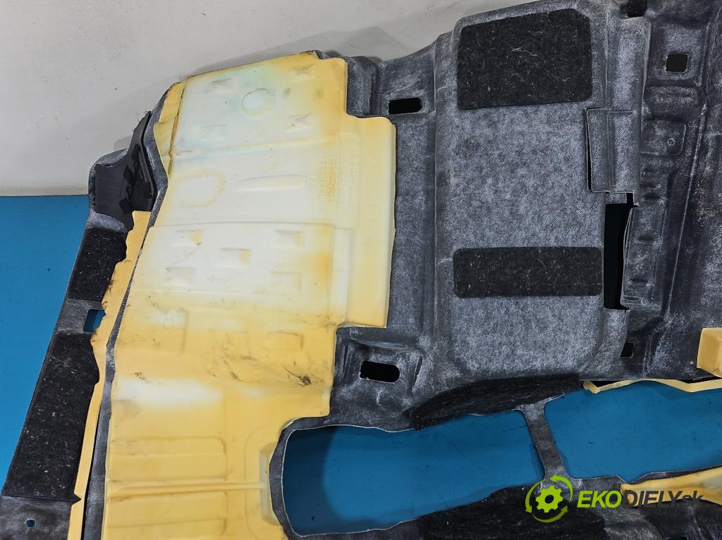 Kia Niro I 2016-2022 1.6 GDI 105 HP automatic 77 kW 1580 cm3 5- koberec do auta ostatné 84262-G5010