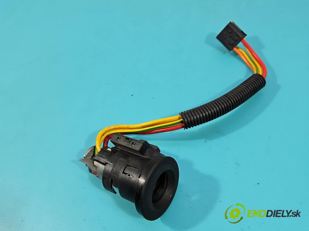 Renault Scenic I 1996-2003 1.6 16V 107 HP manual 79 kW 1598 cm3 5- riadiaca jednotka motora S110038000A