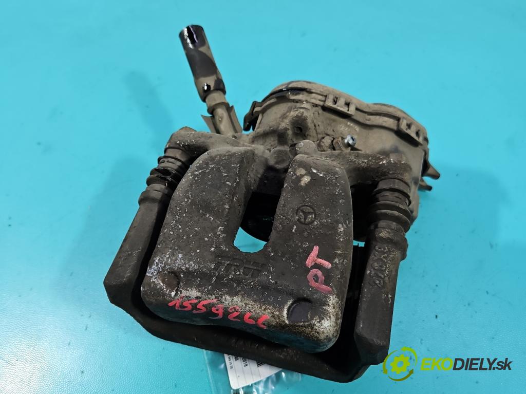 Mercedes B W246  2011-2018 2.1 cdi 136 HP automatic 100 kW 2143 cm3 5- brzdič zadné pravý  (Kľučka dverí ostatné)