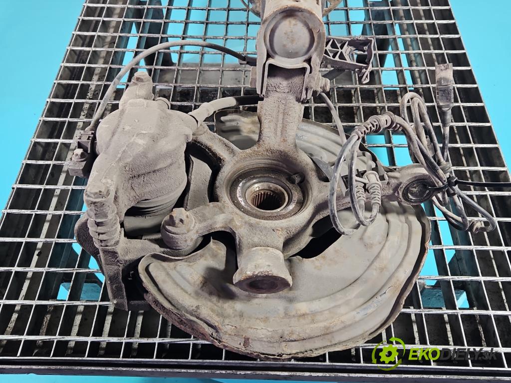 Mercedes B W246 2011-2018 2.1 cdi 136 HP automatic 100 kW 2143 cm3 5- náboj pravé (Náboj kolesa)