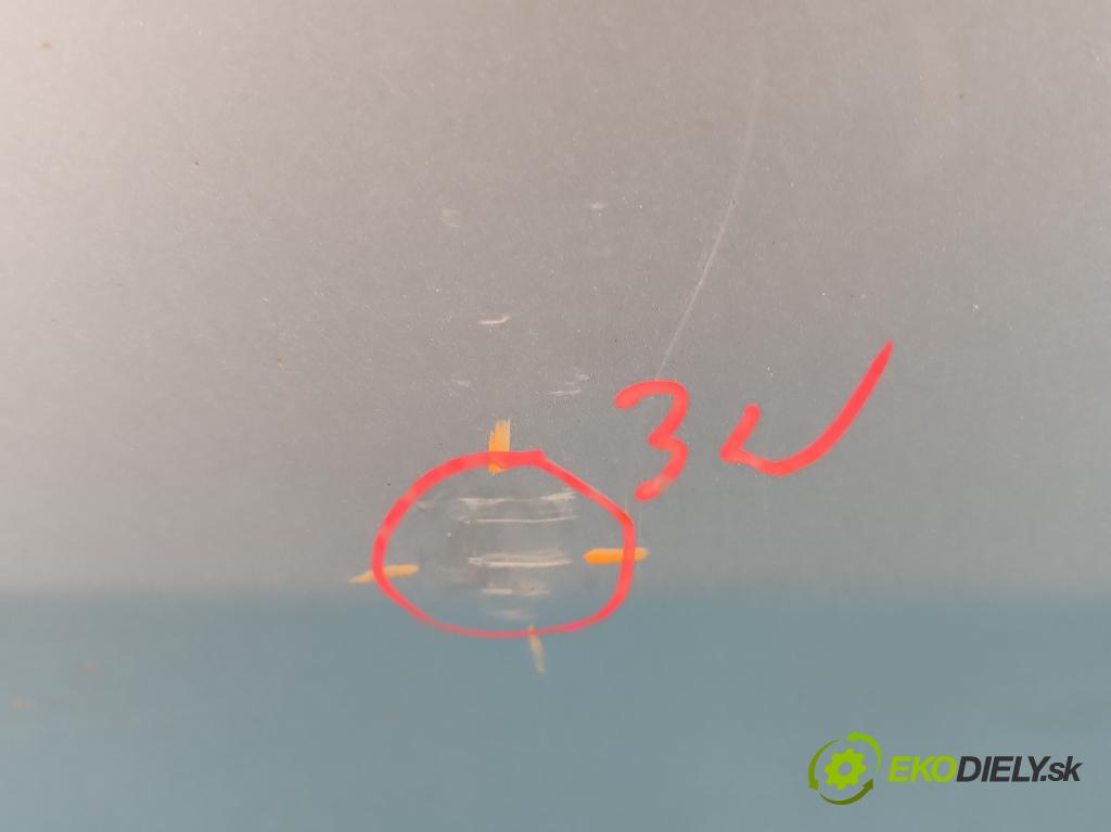 Fiat Punto Grande 1.4 8V 77 HP manual 57 kW 1368 cm3 5- dvere zadné ľavé  (Kľučka dverí ostatné)