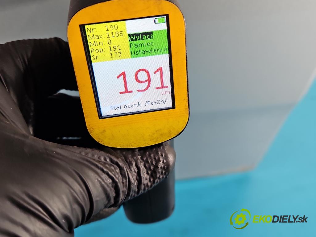 Fiat Punto Grande 1.4 8V 77 HP manual 57 kW 1368 cm3 5- dvere zadné pravé  (Kľučka dverí ostatné)