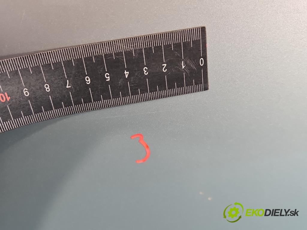 Fiat Punto Grande 1.4 8V 77 HP manual 57 kW 1368 cm3 5- dvere zadné pravé  (Kľučka dverí ostatné)