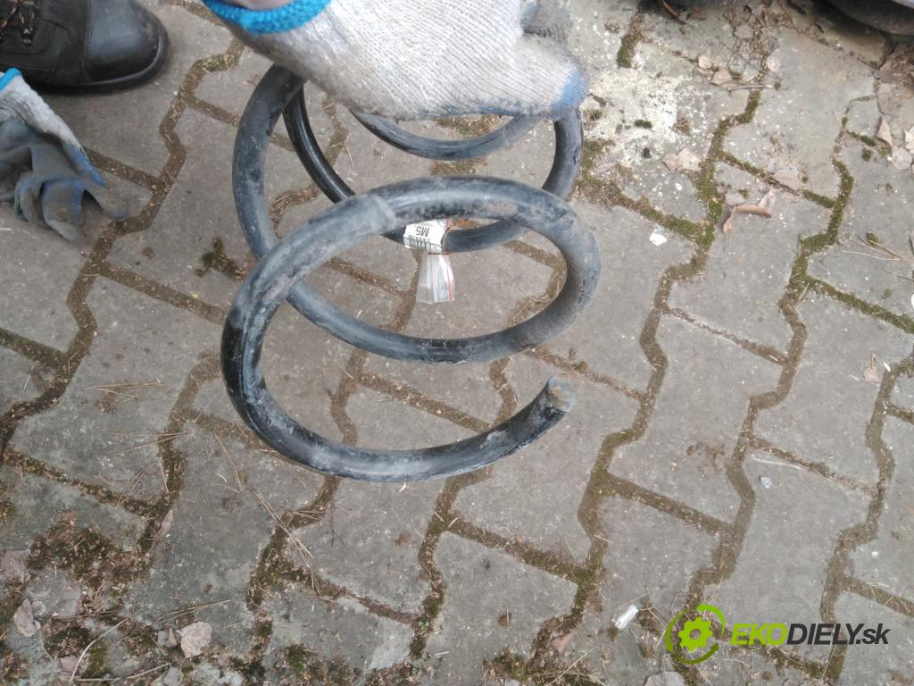 Mercedes B W246 2011-2018 2.1 cdi 136 HP automatic 100 kW 2143 cm3 5- pružina predné