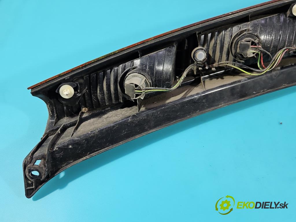 Honda CR-V II 2001-2006 2.0 16V 150 hp manual 110 kW 1998 cm3 5- světlo zadní levé 2VP238014-01 (Klika dveří ostatní)