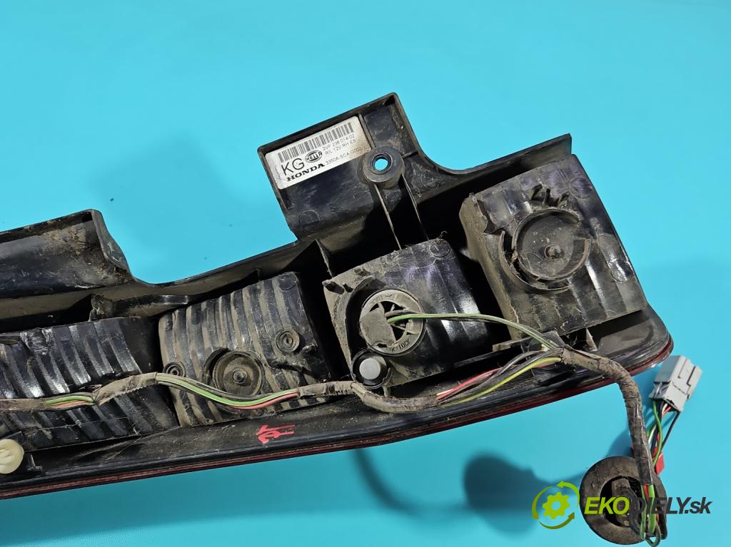 Honda CR-V II 2001-2006 2.0 16V 150 HP manual 110 kW 1998 cm3 5- svetlo / reflektor zadné pravé 3350A-SCA-G000 (Kľučka dverí ostatné)