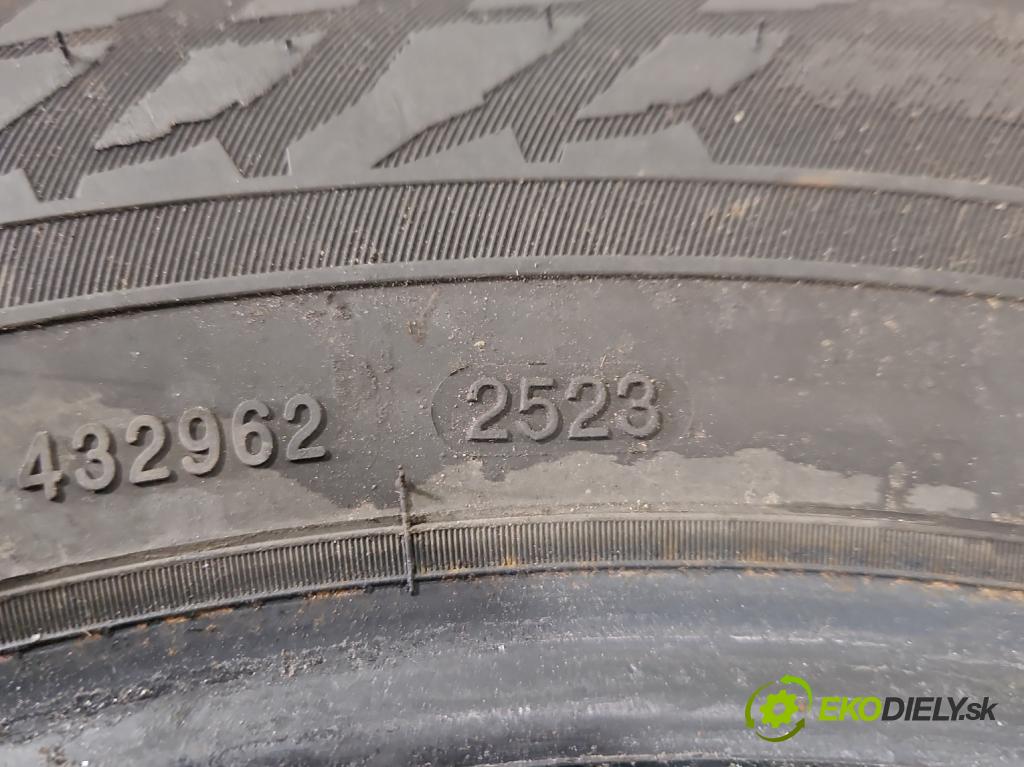 Opel Meriva B 2010-2017 1.4 16V 101 hp manual 74 kW 1398 cm3 5- pneumatiky: Zima 1