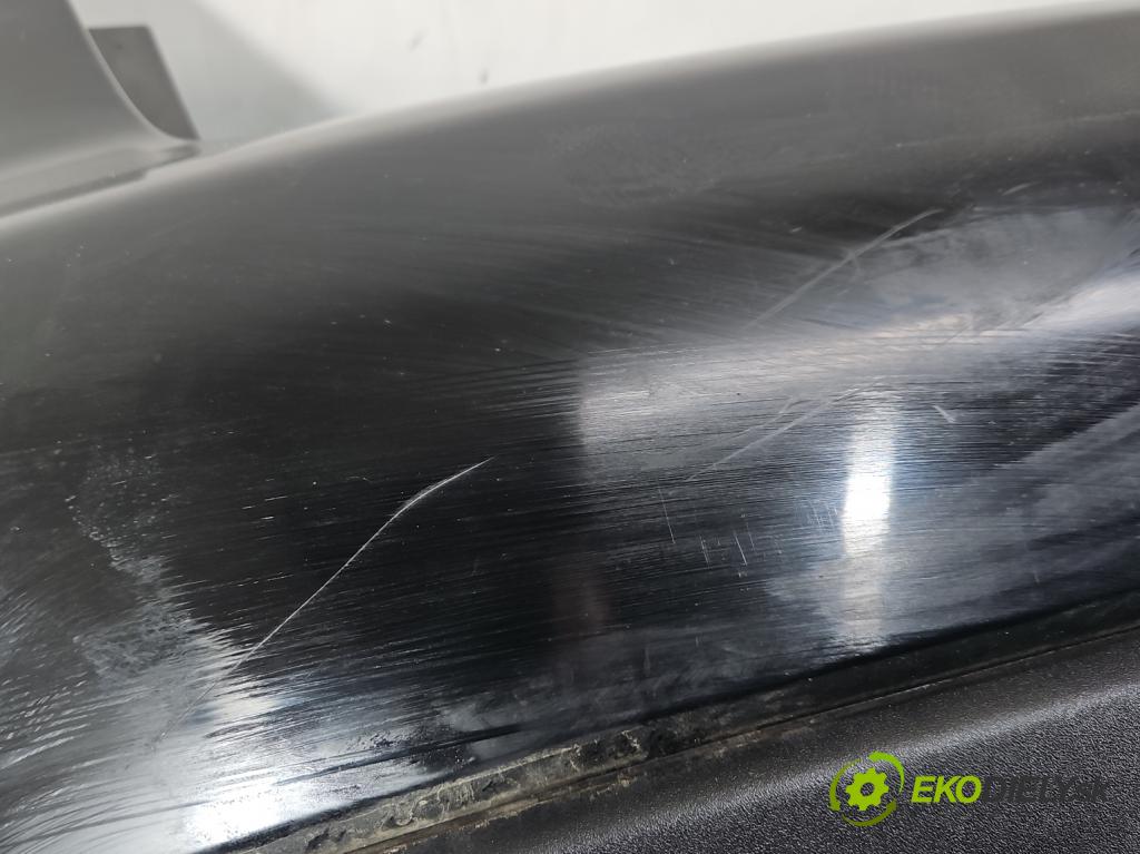 Audi A4 B8 2007-2015 2.0 tdi 143 HP manual 105 kW 1968 cm3 5- nárazník zadné  (Kľučka dverí ostatné)