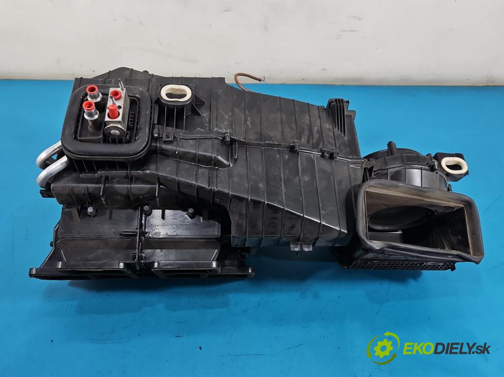 Mercedes B W246  2011-2018 2.1 cdi 136 HP automatic 100 kW 2143 cm3 5- radiator 116456-380 (Radiátor kúrenia)