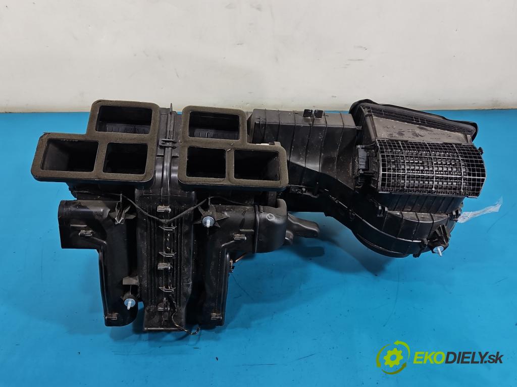 Mercedes B W246  2011-2018 2.1 cdi 136 HP automatic 100 kW 2143 cm3 5- radiator 116456-380 (Radiátor kúrenia)