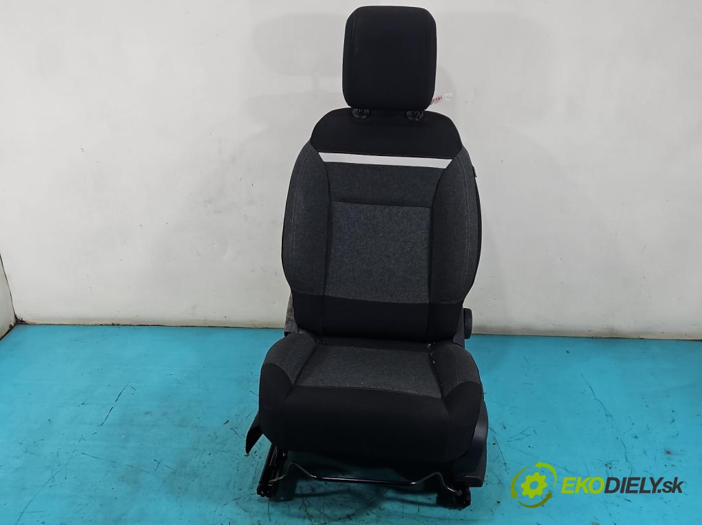 Citroen C5 Aircross 17-25 1.2 T 131 hp manual 96 kW 1199 cm3 5- Sedadlo levý  (Sedadlo)