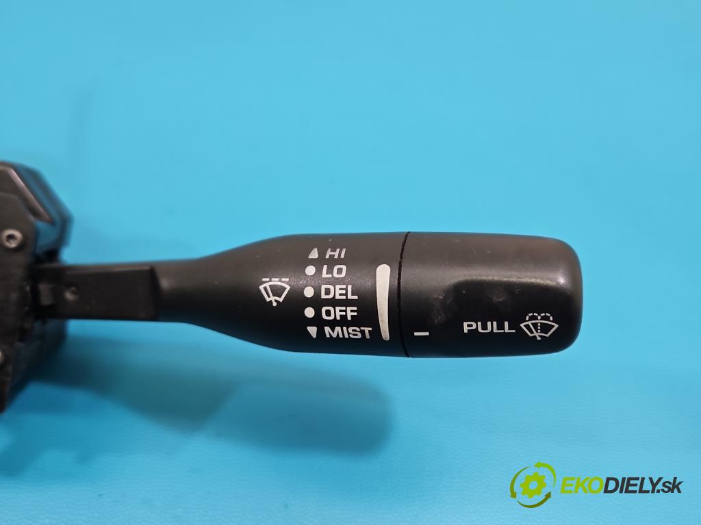 Chrysler Pt cruiser 2.2 CRD 121KM manual 89 kW 2148 cm3 5- prepínač komplex: 05073051AB (Prepínacie páčky pod volantom)