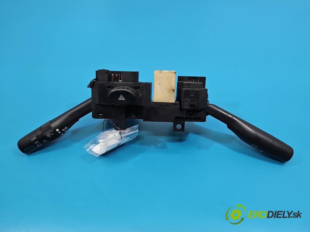 Chrysler Pt cruiser 2.2 CRD 121KM manual 89 kW 2148 cm3 5- prepínač komplex: 05073051AB (Prepínacie páčky pod volantom)