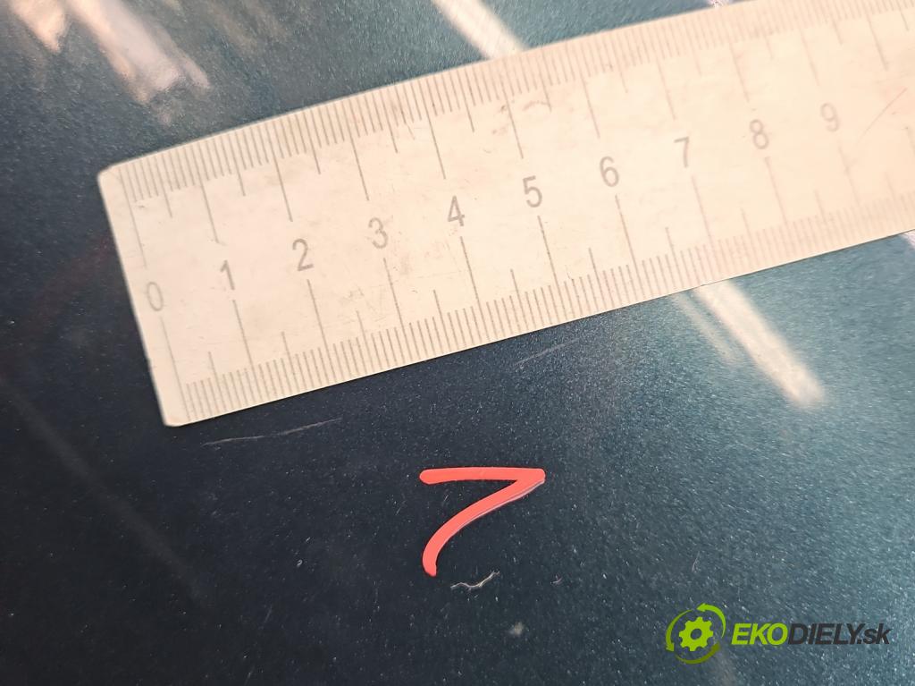 Citroen C5 Aircross 17-25 1.2 T 131 HP manual 96 kW 1199 cm3 5- dvere predné pravé  (Kľučka dverí ostatné)