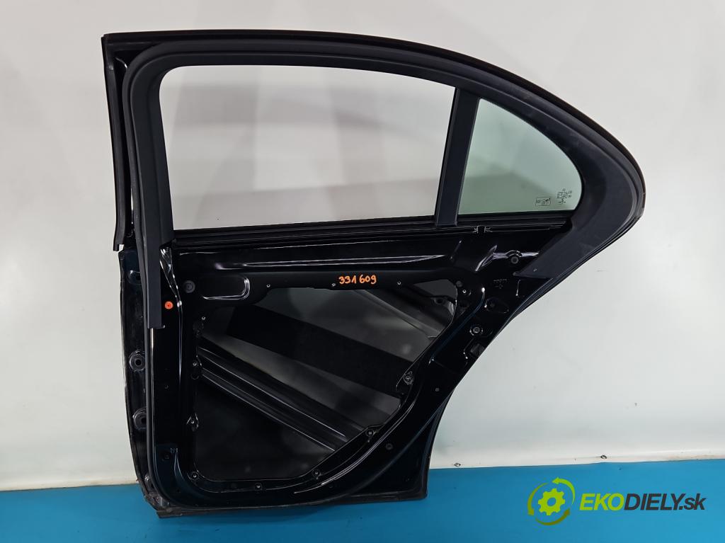 Mercedes E W213 2016-2023 2.0 CDI 194KM: automatic 143 kW 1950 cm3 4- dvere zadné pravé  (Kľučka dverí ostatné)