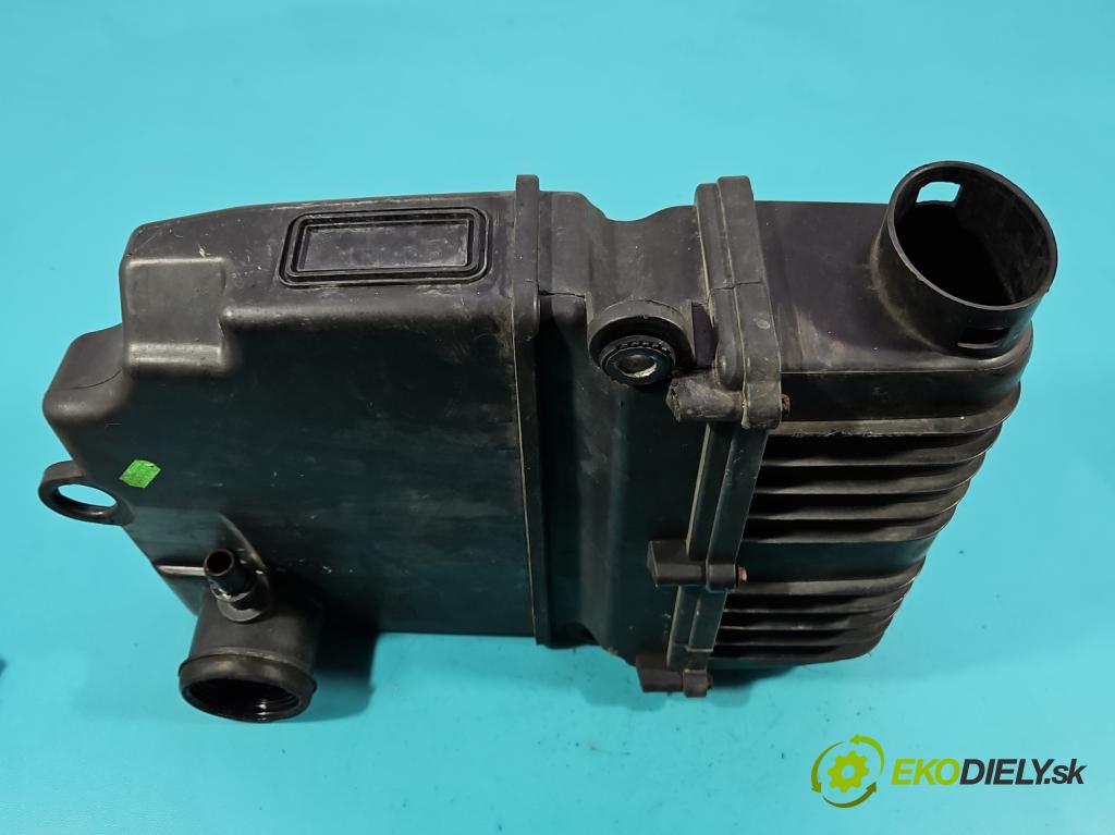 Fiat Punto Grande 1.4 8V 77 HP manual 57 kW 1368 cm3 5- obal filtra vzduchu  (Obal vzduchového filtra)