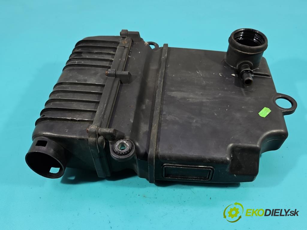 Fiat Punto Grande 1.4 8V 77 HP manual 57 kW 1368 cm3 5- obal filtra vzduchu  (Obal vzduchového filtra)