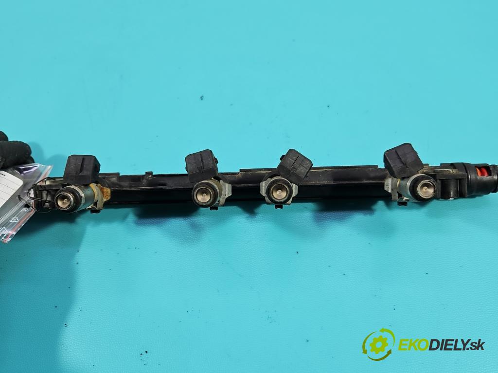 Fiat Punto Grande 1.4 8V 77 hp manual 57 kW 1368 cm3 5- vstřikovač IWP160 (Vstřikovač paliva)