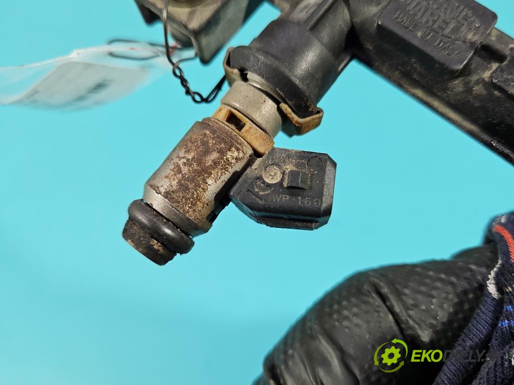 Fiat Punto Grande 1.4 8V 77 hp manual 57 kW 1368 cm3 5- vstřikovač IWP160 (Vstřikovač paliva)