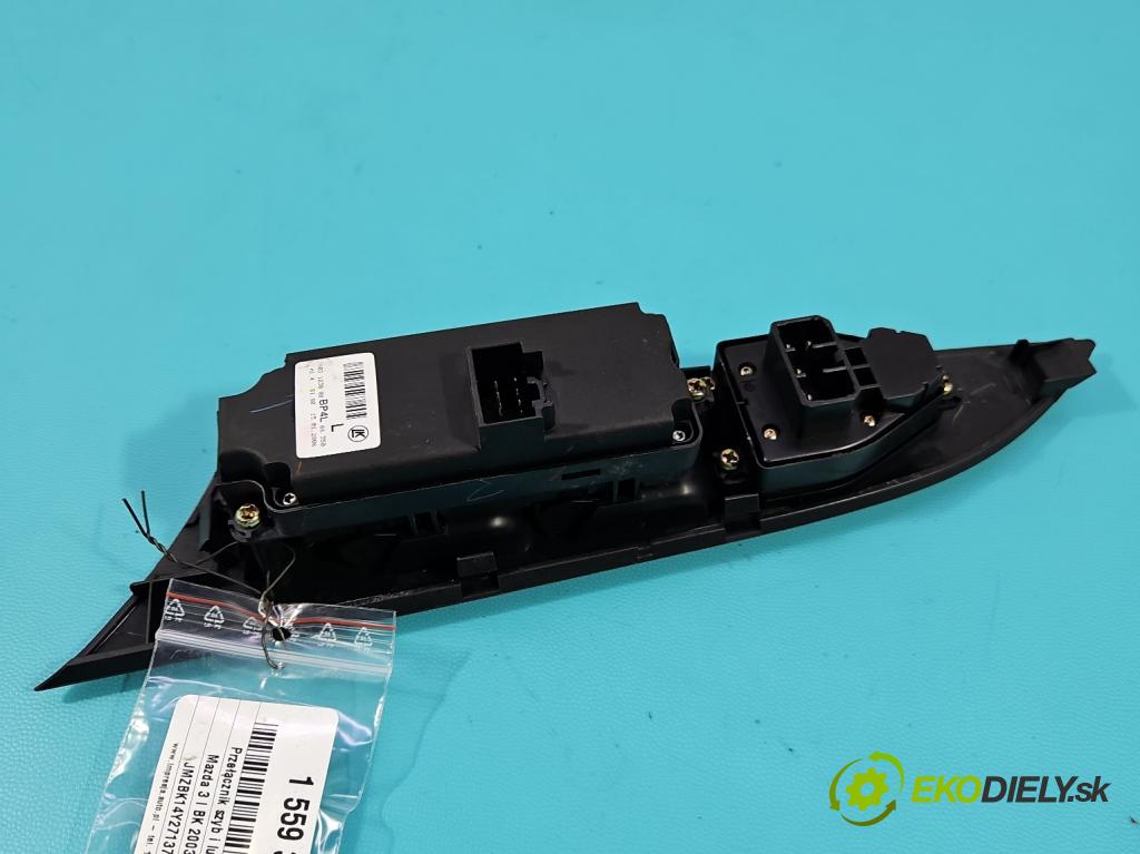 Mazda 3 I BK 2003-2009 1.6 citd 109 HP manual 80 kW 1560 cm3 5- prepínač okien spätných zrkadiel BJOE66600