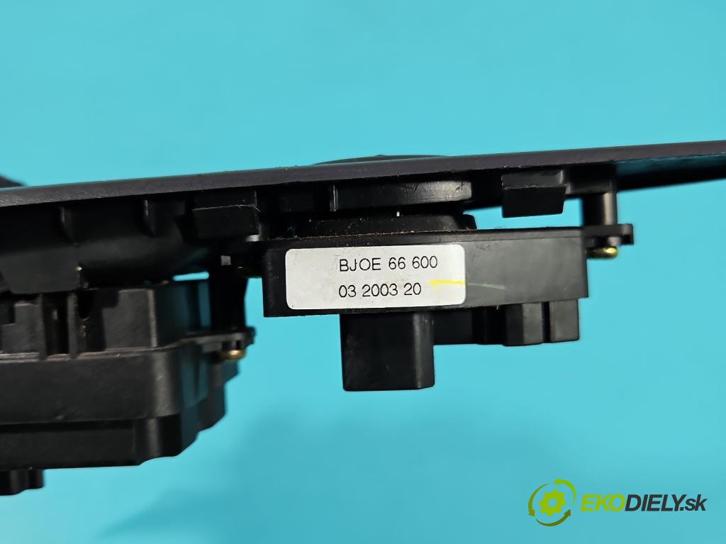 Mazda 3 I BK 2003-2009 1.6 citd 109 HP manual 80 kW 1560 cm3 5- prepínač okien spätných zrkadiel BJOE66600