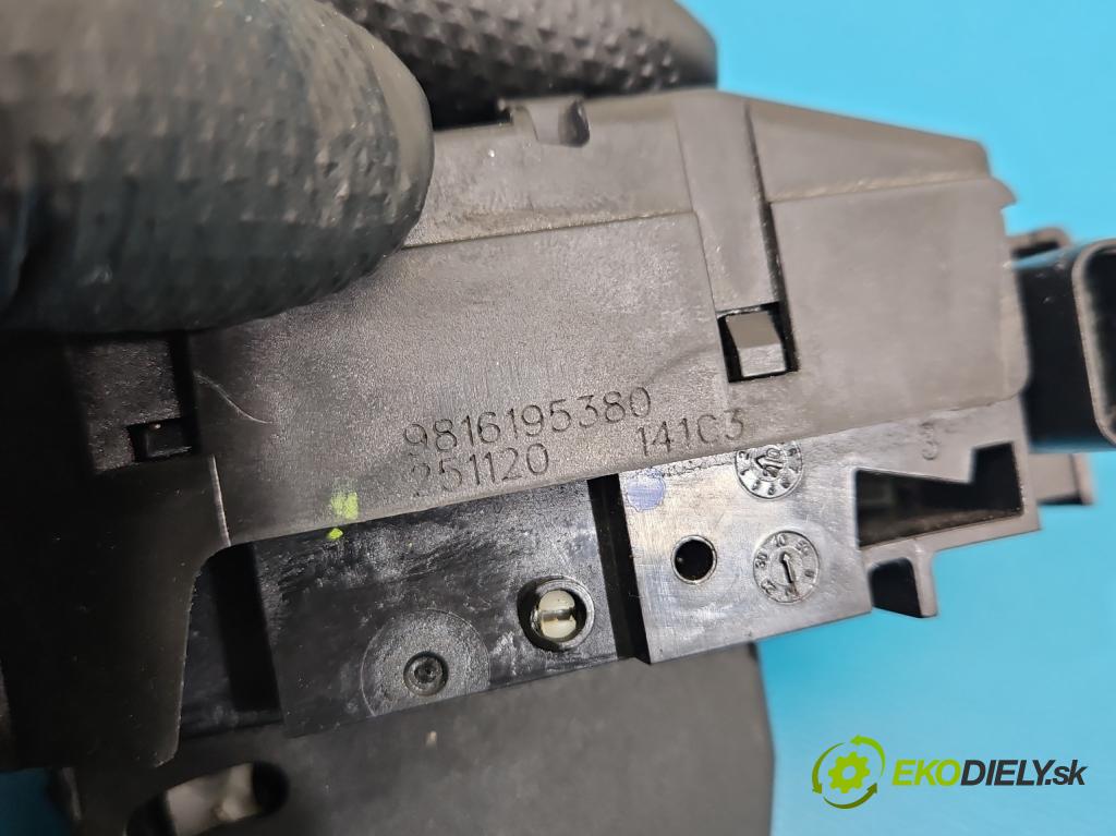 Citroen C5 Aircross 17-25 1.2 T 131 HP manual 96 kW 1199 cm3 5- zámok kufrové dvere zadné 9816195380