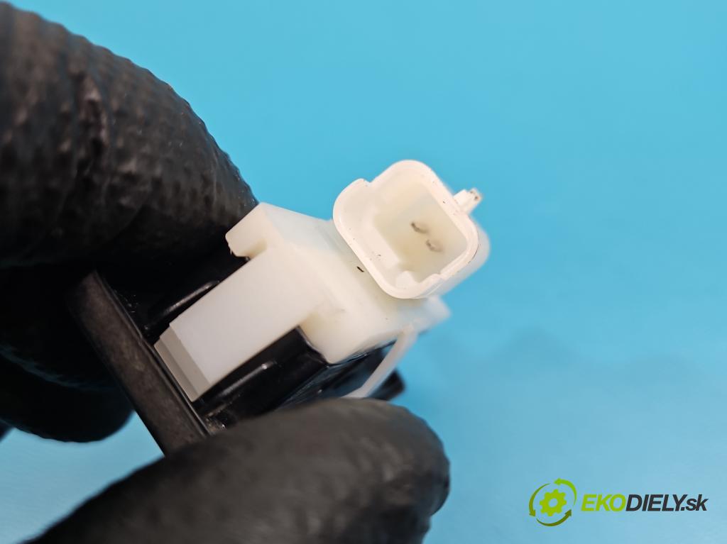 Citroen C5 Aircross 17-25 1.2 T 131 HP manual 96 kW 1199 cm3 5- rukoväť kufrové dvere zadné 9820395580