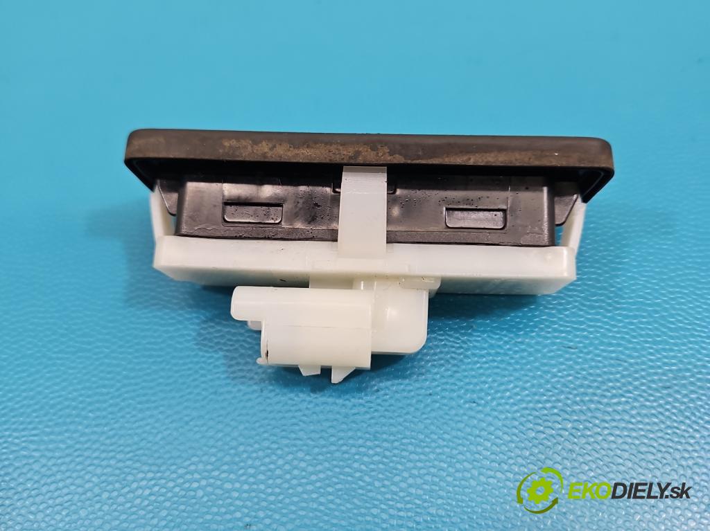 Citroen C5 Aircross 17-25 1.2 T 131 HP manual 96 kW 1199 cm3 5- rukoväť kufrové dvere zadné 9820395580