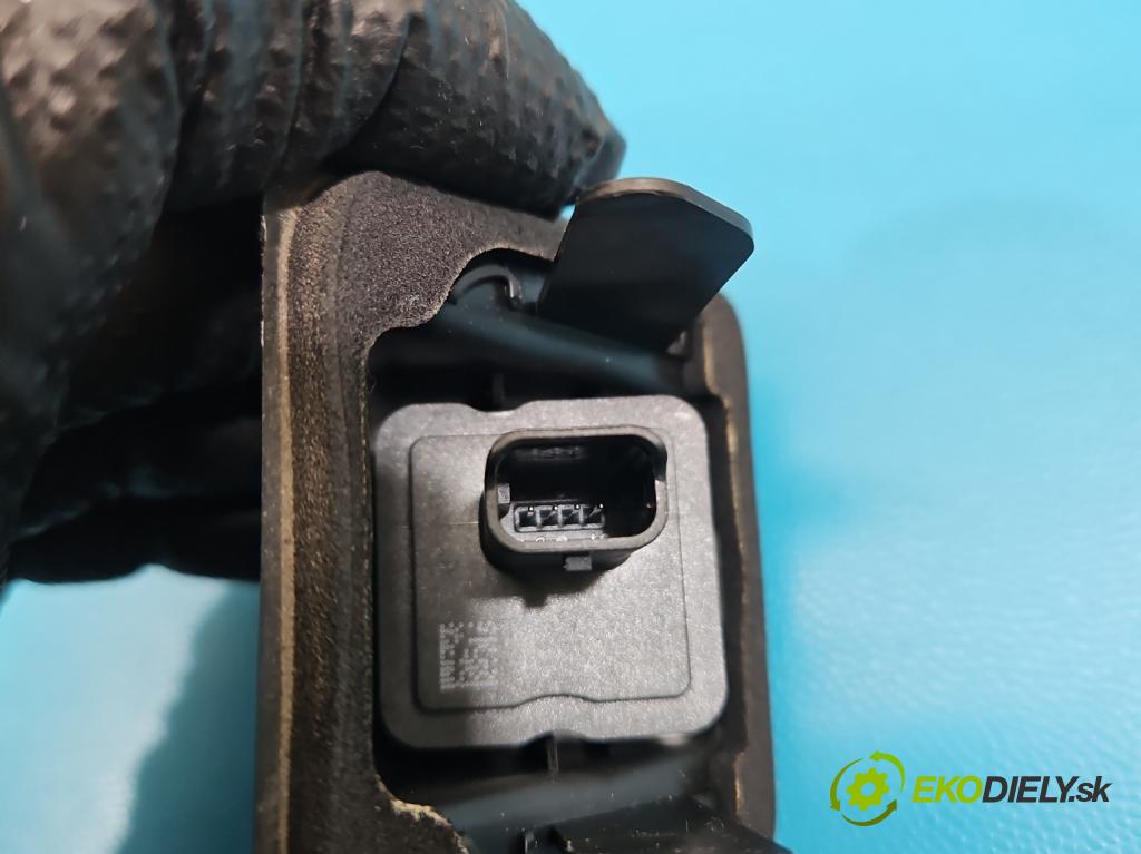 Citroen C5 Aircross 17-25 1.2 T 131 HP manual 96 kW 1199 cm3 5- Kamera cúvania 9809301080