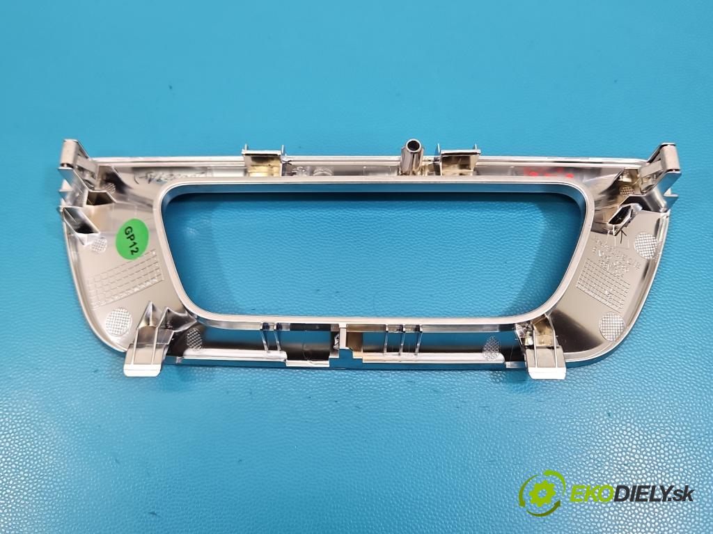 Citroen C5 Aircross 17-25 1.2 T 131 HP manual 96 kW 1199 cm3 5- lišta dvere zadné pravé 98201540VB