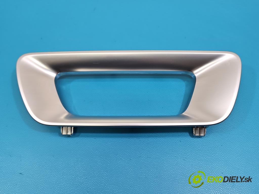 Citroen C5 Aircross 17-25 1.2 T 131 HP manual 96 kW 1199 cm3 5- lišta dvere zadné pravé 98201540VB