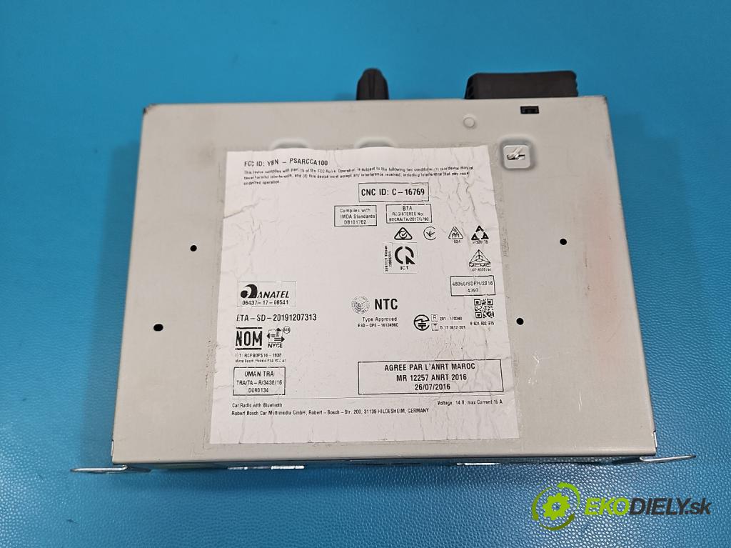 Citroen C5 Aircross 17-25 1.2 T 131 HP manual 96 kW 1199 cm3 5- Navigácia: čítačka 9833499780