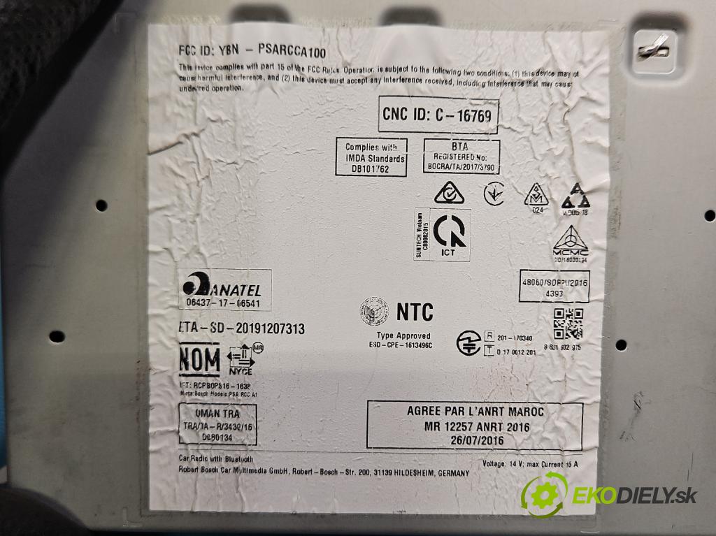 Citroen C5 Aircross 17-25 1.2 T 131 HP manual 96 kW 1199 cm3 5- Navigácia: čítačka 9833499780