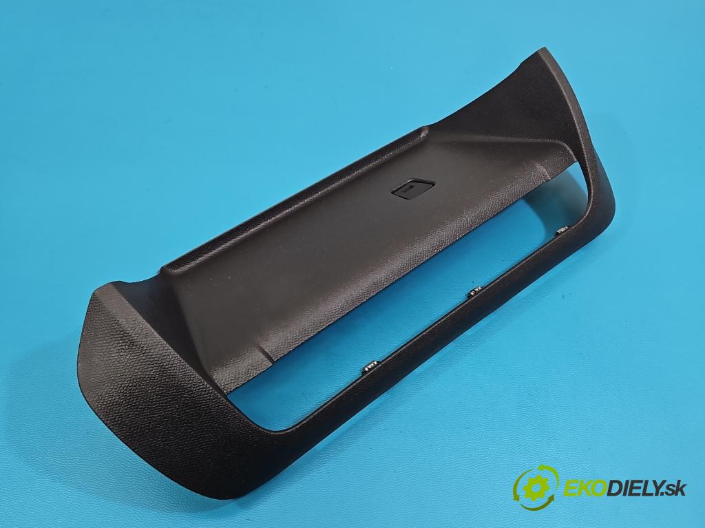 Citroen C5 Aircross 17-25 1.2 T 131 HP manual 96 kW 1199 cm3 5- kryt plast 98170811ZD