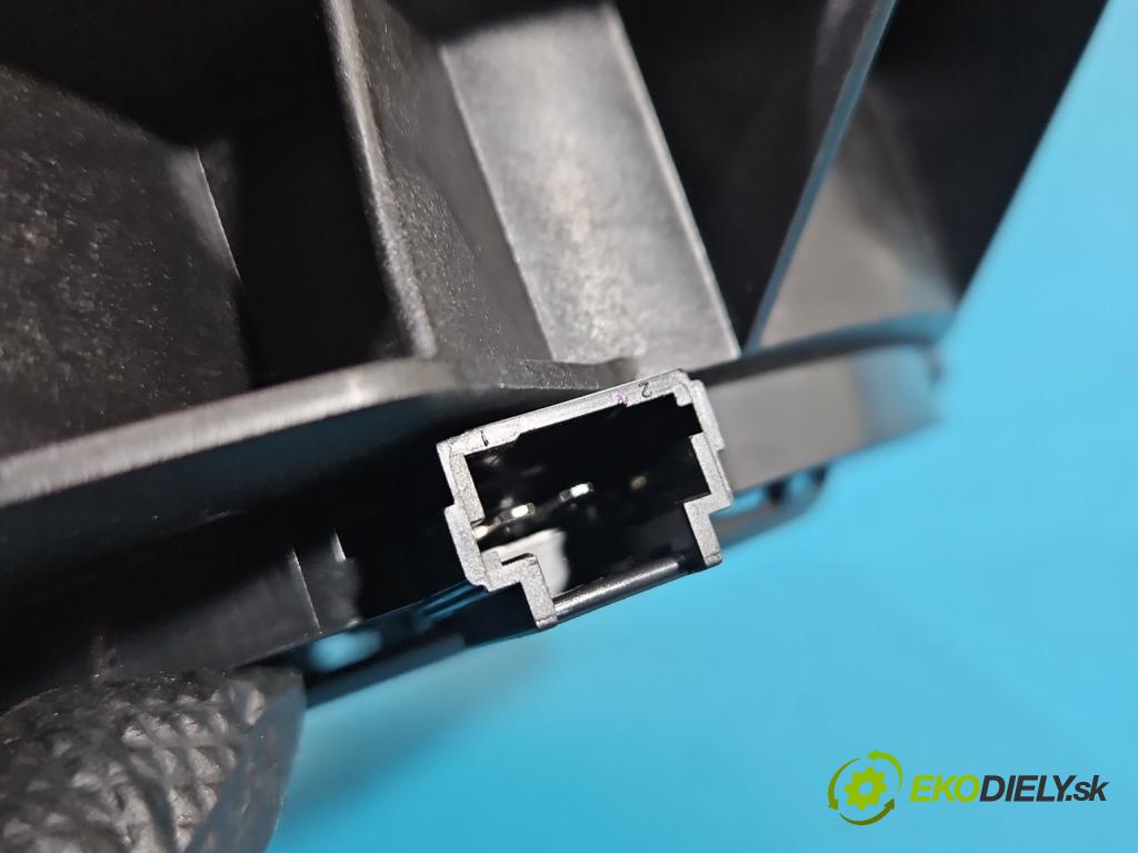 Citroen C5 Aircross 17-25 1.2 T 131 HP manual 96 kW 1199 cm3 5- reproduktory komplet 9813826880