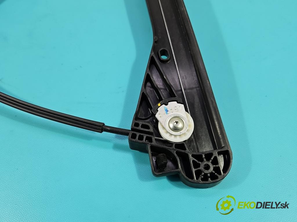 Citroen C5 Aircross 17-25 1.2 T 131 HP manual 96 kW 1199 cm3 5- mechanizmus okna predné pravý 9829482280