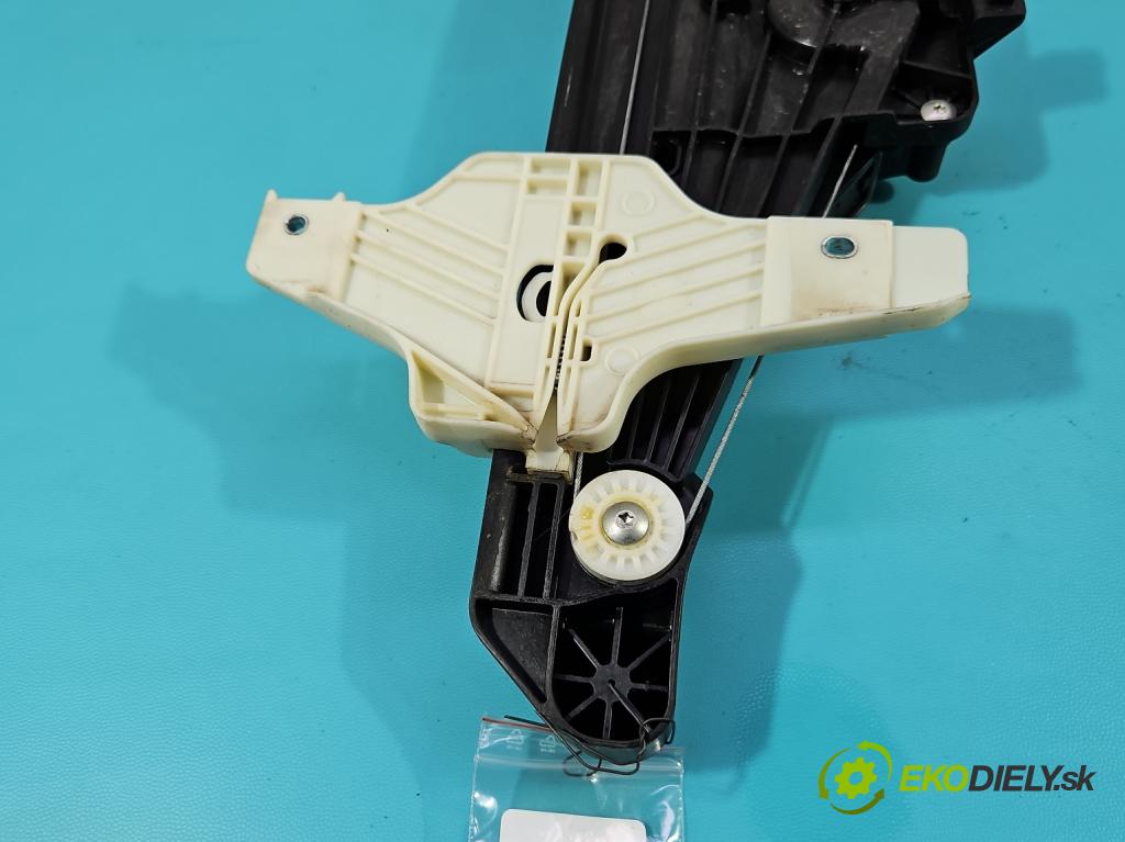 Citroen C5 Aircross 17-25 1.2 T 131 HP manual 96 kW 1199 cm3 5- mechanizmus okna zadné pravý 9822455280