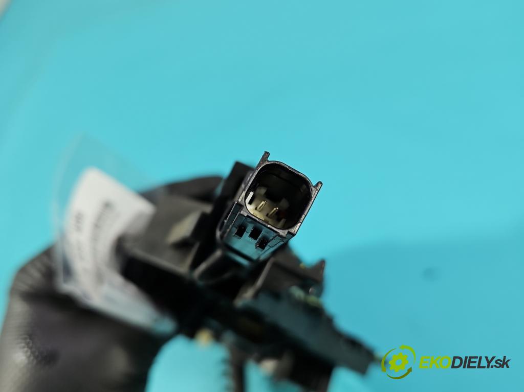 Fiat Freemont 2.0 jtd 170 HP manual 125 kW 1956 cm3 5- rukoväť predné ľavé mimo: 4582-1000 (Kľučka dverí vonkajšia predná ľavá)