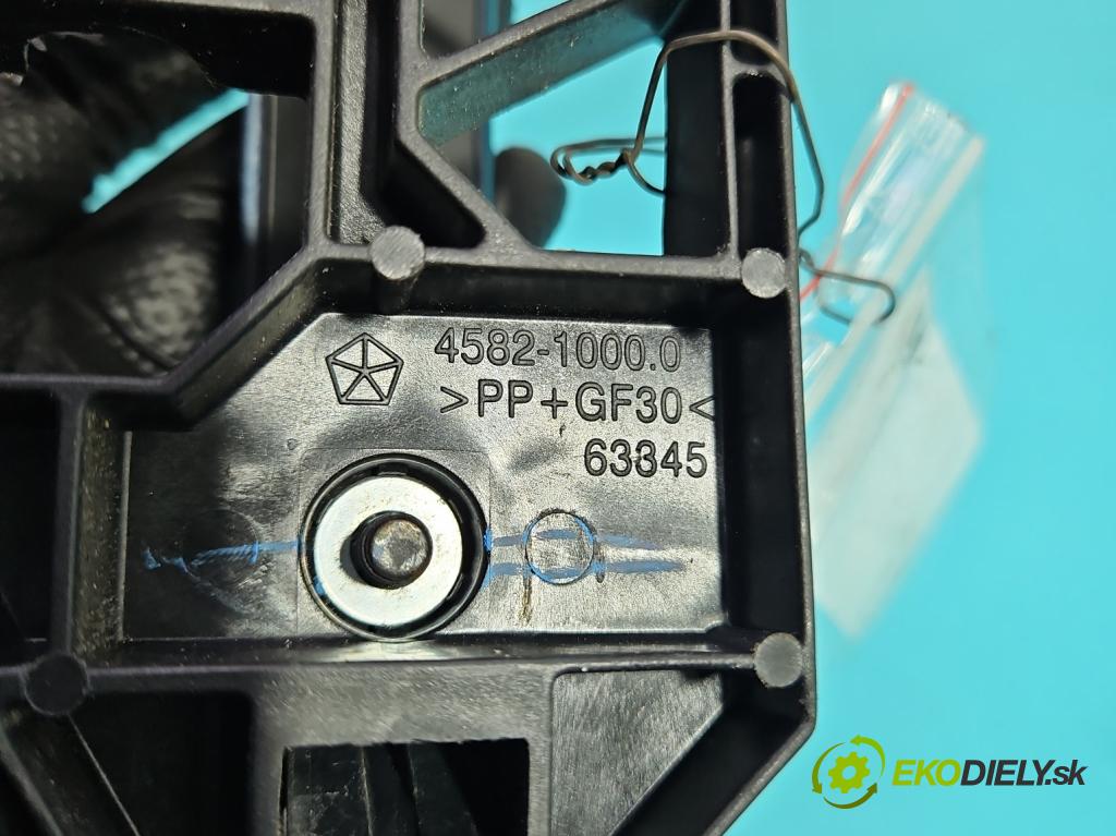 Fiat Freemont 2.0 jtd 170 HP manual 125 kW 1956 cm3 5- rukoväť predné ľavé mimo: 4582-1000 (Kľučka dverí vonkajšia predná ľavá)