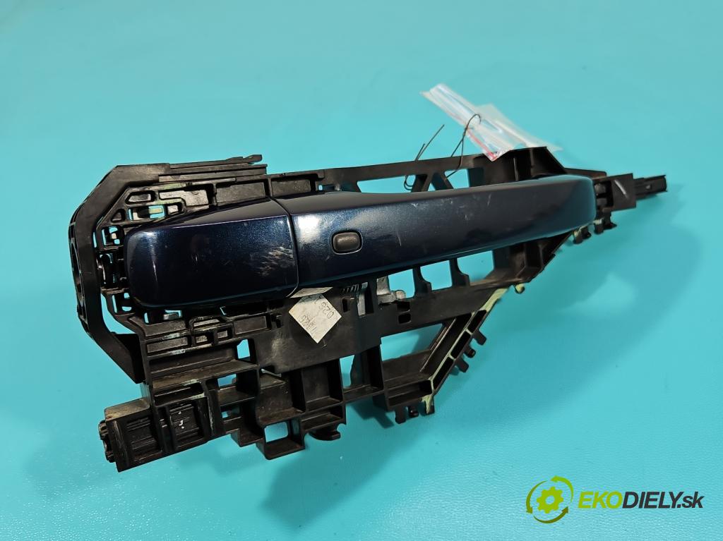 Fiat Freemont 2.0 jtd 170 hp manual 125 kW 1956 cm3 5- klika přední pravé 04589861 (Klika dveří ostatní)